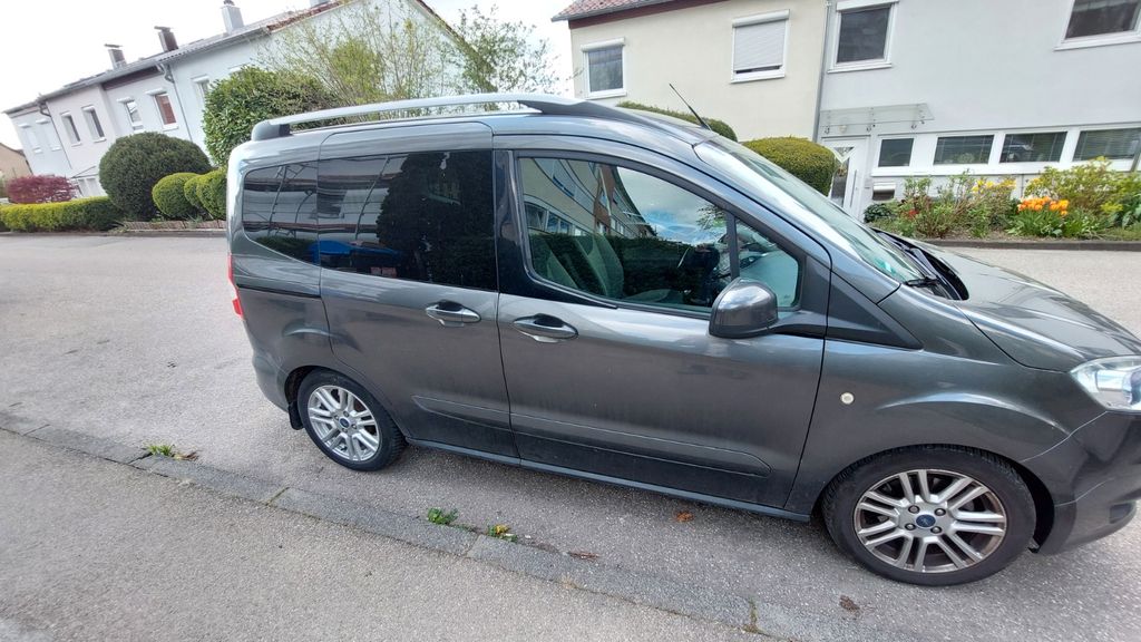 Ford Courier 185.000 km 7.200 &euro; Leonberg 71229