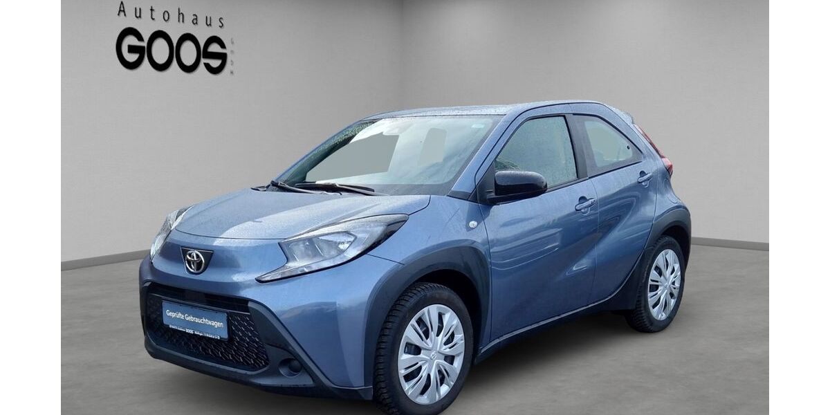 Toyota Aygo (X) 15.294 km 14.800 &euro; Nürtingen 72622