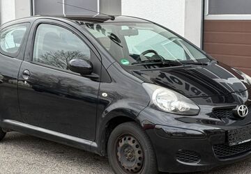 Toyota Aygo (X) 120.000 km 2.690 &euro; Nagold - Hochdorf 72202