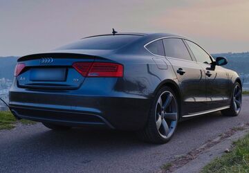 Audi A5 180.000 km 16.900 &euro; Esslingen am Neckar 73728