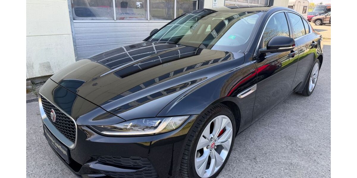 Jaguar XE 79.000 km 15.950 &euro; Sindelfingen/Stuttgart 71069
