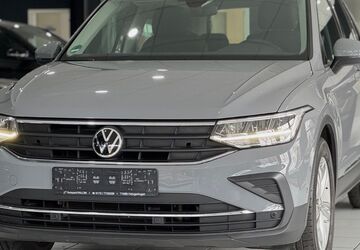 VW Tiguan 92.000 km 18.950 &euro; Weil im Schönbuch 71093