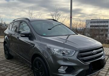 Ford Kuga 141.000 km 14.300 &euro; Ebhausen 72224