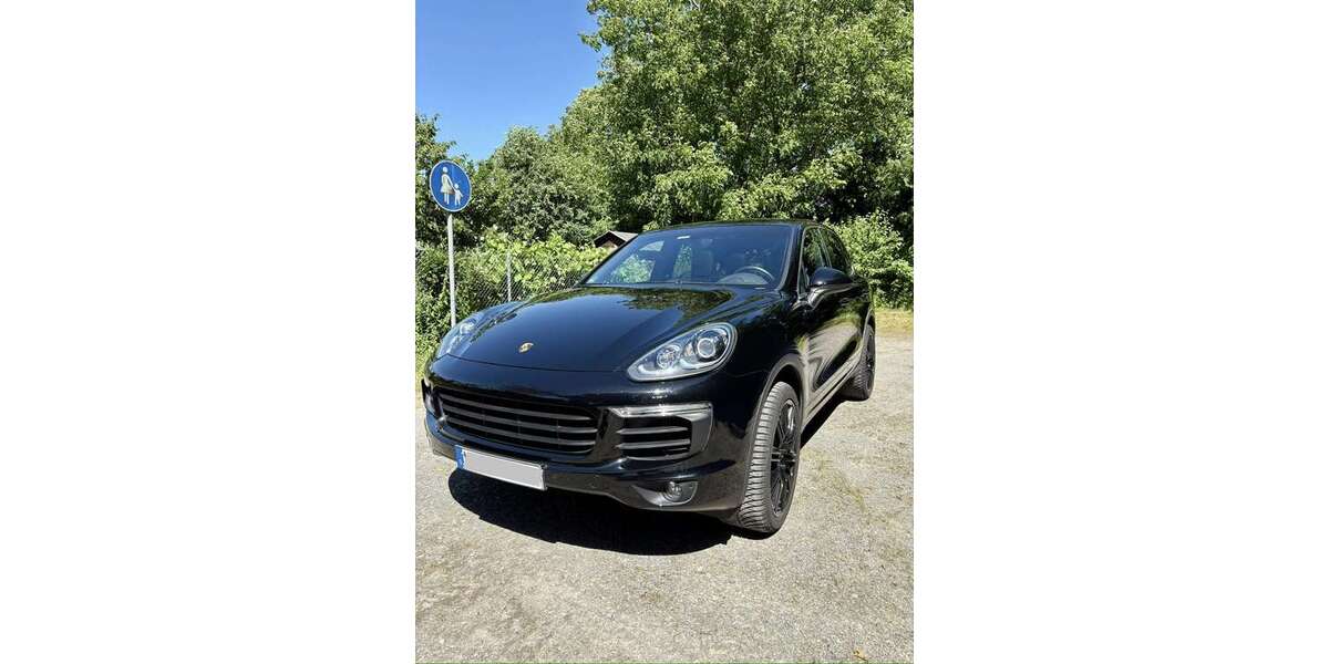 Porsche Cayenne 61.000 km 49.800 &euro; Eberdingen 71735