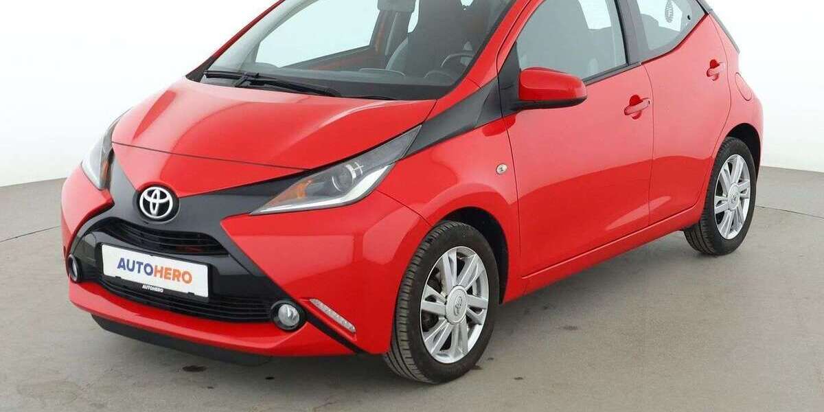 Toyota Aygo 68.491 km 7.880 &euro; Stuttgart 70195