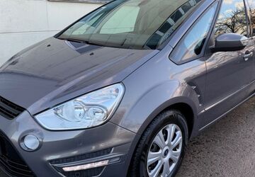 Ford S-Max 122.000 km 9.500 &euro; Sindelfingen/Stuttgart 71069