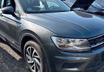 VW Tiguan 227.000 km 12.999 &euro; Ditzingen 71254