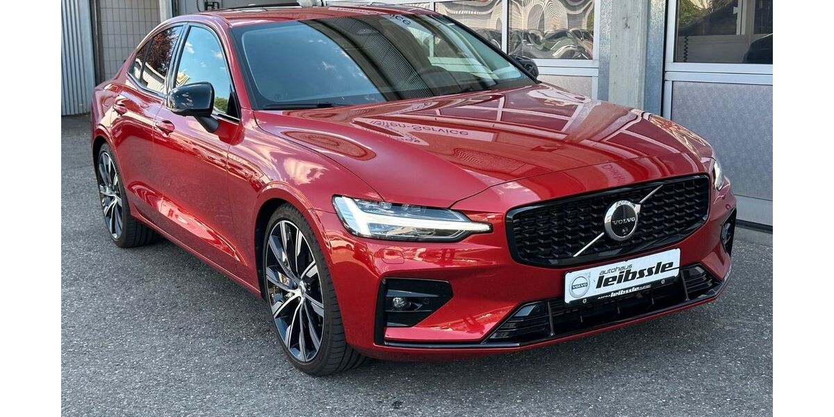 Volvo S60 9.500 km 47.990 &euro; Reutlingen 72760