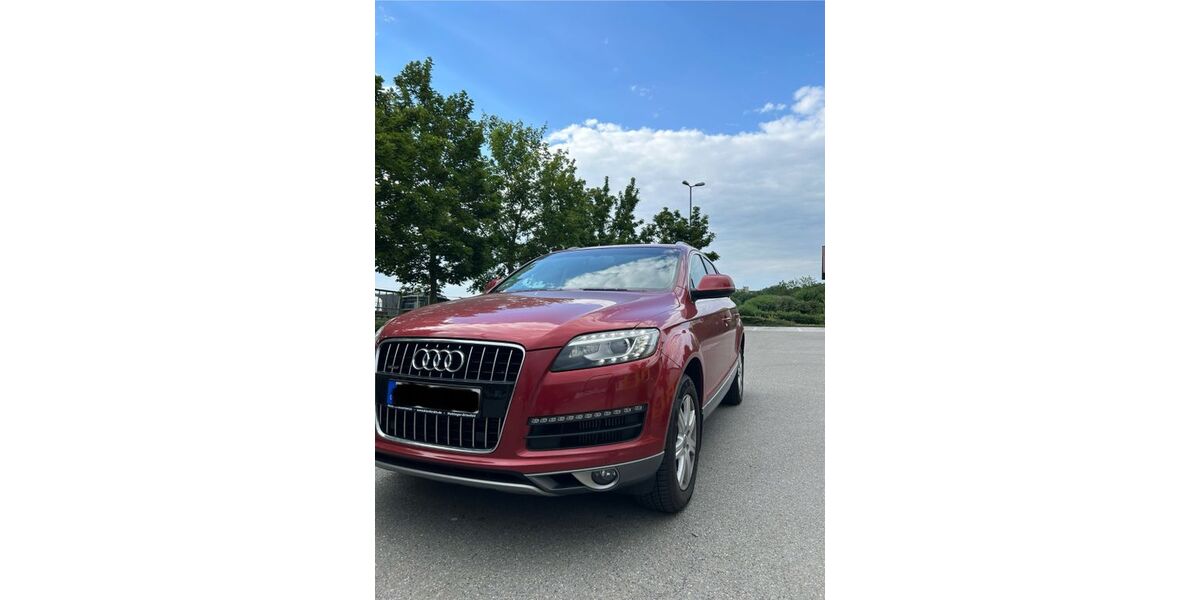 Audi Q7 220.000 km 16.900 &euro; Stuttgart 70565