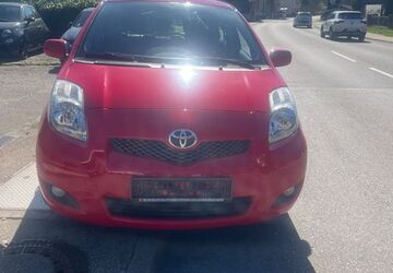 Toyota Yaris 197.000 km 4.600 &euro; Unterreichenbach 75399