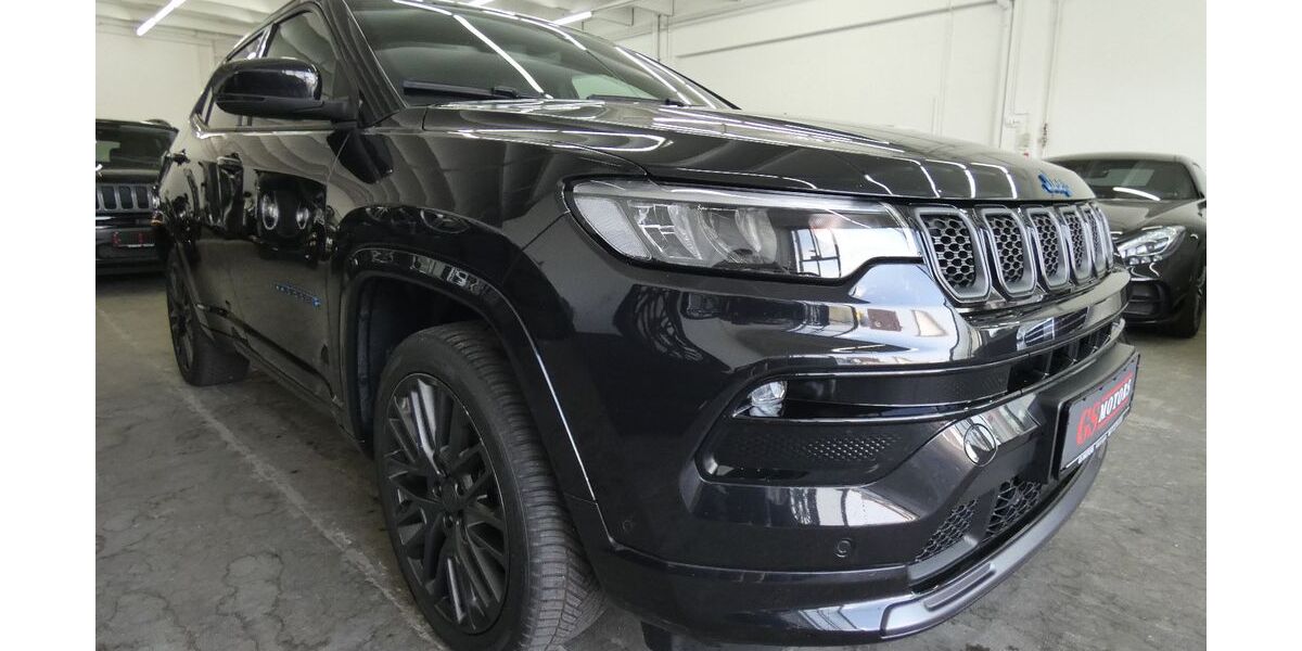 Jeep Compass 55.800 km 22.399 &euro; Metzingen 72555