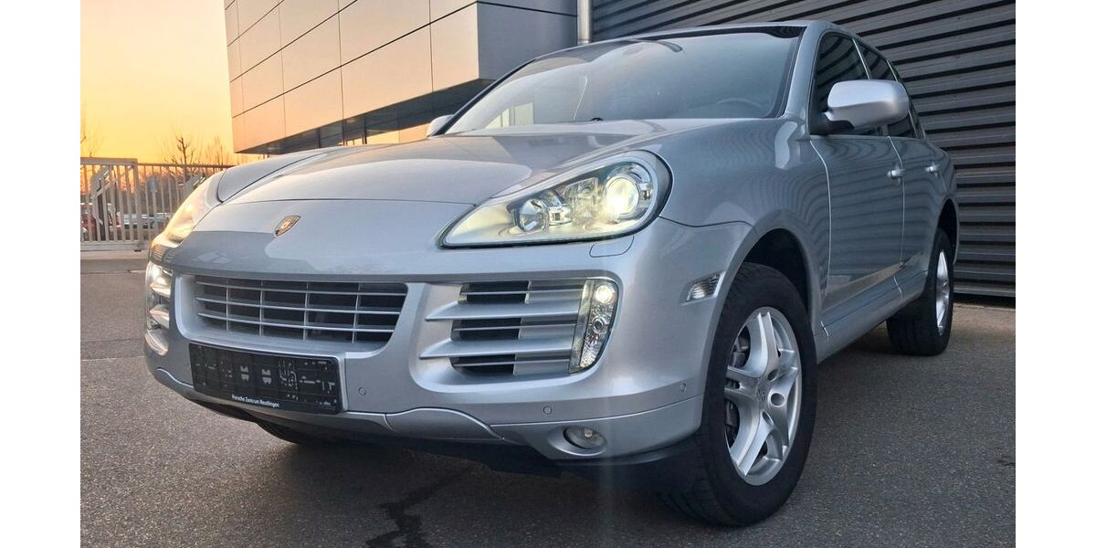 Porsche Cayenne 202.500 km 14.450 &euro; Gäufelden 71126