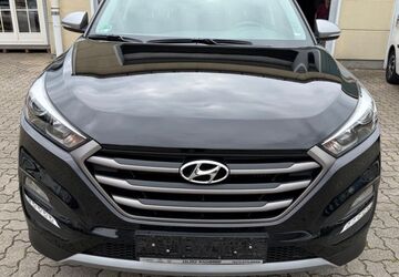 Hyundai TUCSON 93.000 km 16.999 &euro; Pforzheim 75179