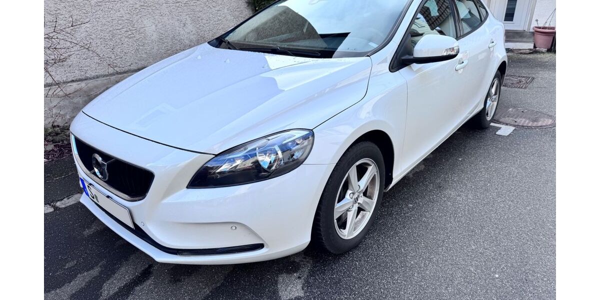 Volvo V40 149.000 km 9.500 &euro; Rutesheim 71722