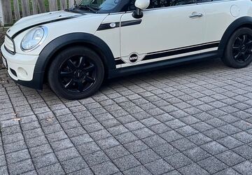 Mini ONE 111.867 km 4.999 &euro; Illingen 75428