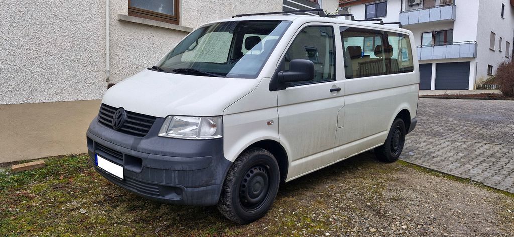 VW T5 Transporter 173.438 km 8.300 &euro; Nürtingen 72622