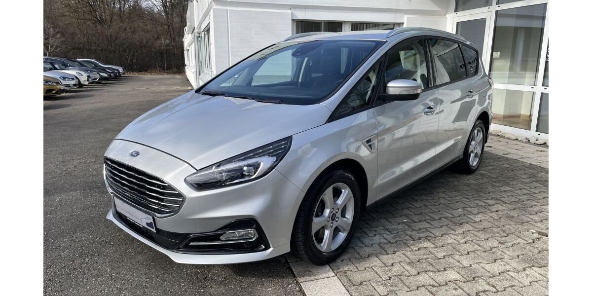 Ford S-Max 56.600 km 21.950 &euro; Reutlingen 72770