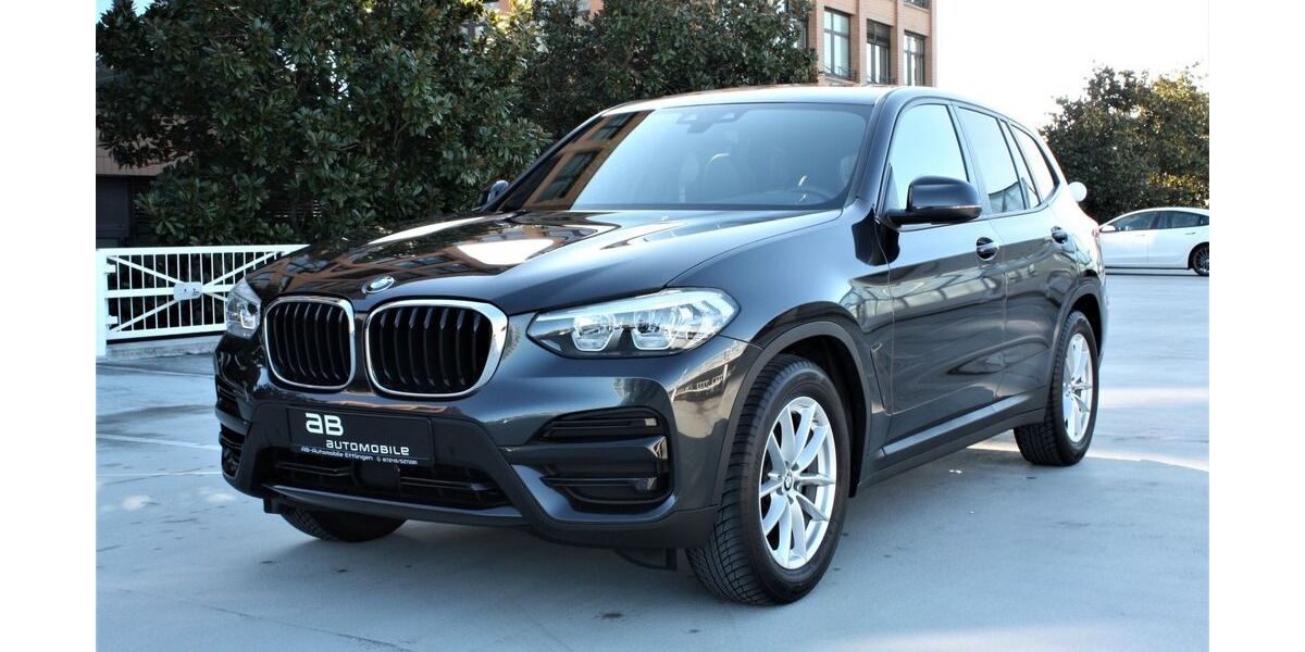BMW X3 123.000 km 26.200 &euro; Stuttgart 70199