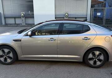 Kia Optima 128.334 km 10.000 &euro; Stuttgart 70469