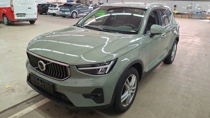 Volvo XC40 135.000 km 24.999 &euro; Reutlingen / Mittelstadt 72766