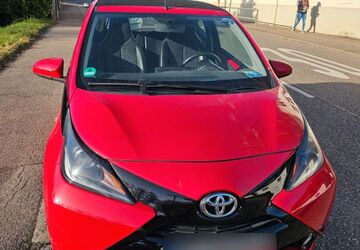 Toyota Aygo (X) 155.000 km 4.195 &euro; Esslingen 73732