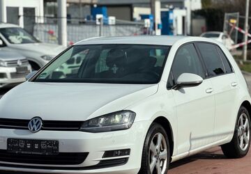 VW Golf 130.568 km 11.000 &euro; Schwieberdingen 71701