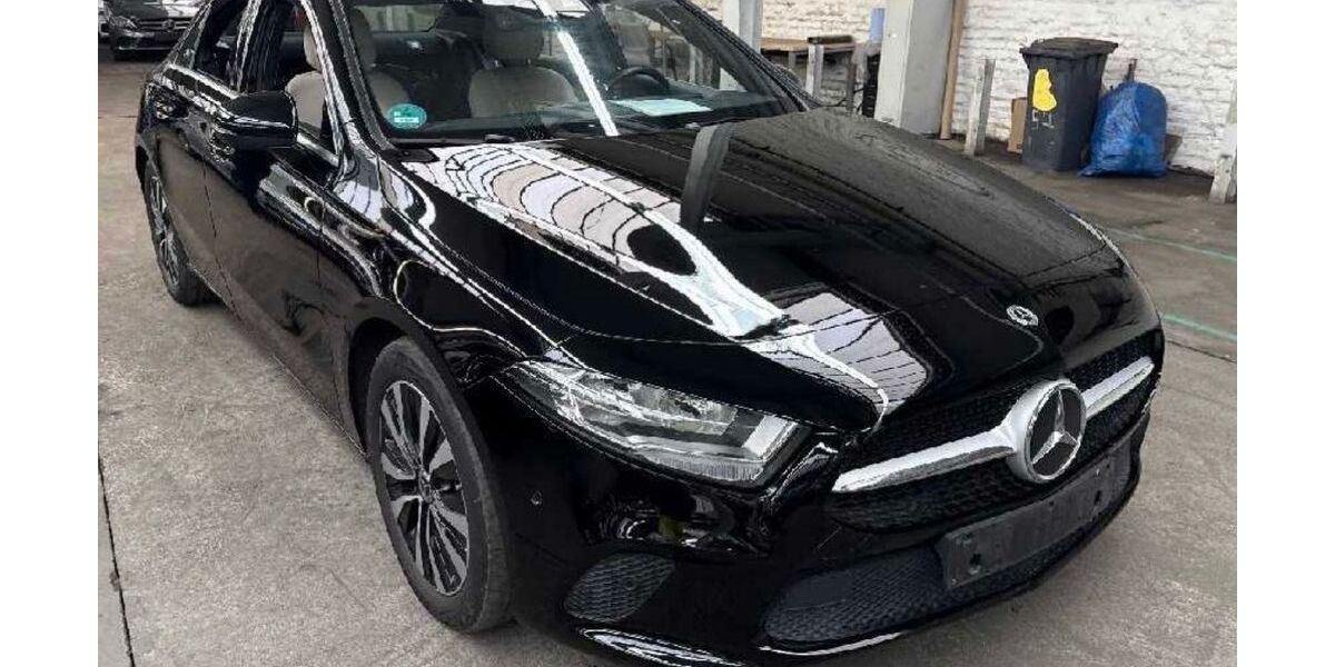 Mercedes-Benz A 180 125.000 km 18.999 &euro; Ditzingen 71254