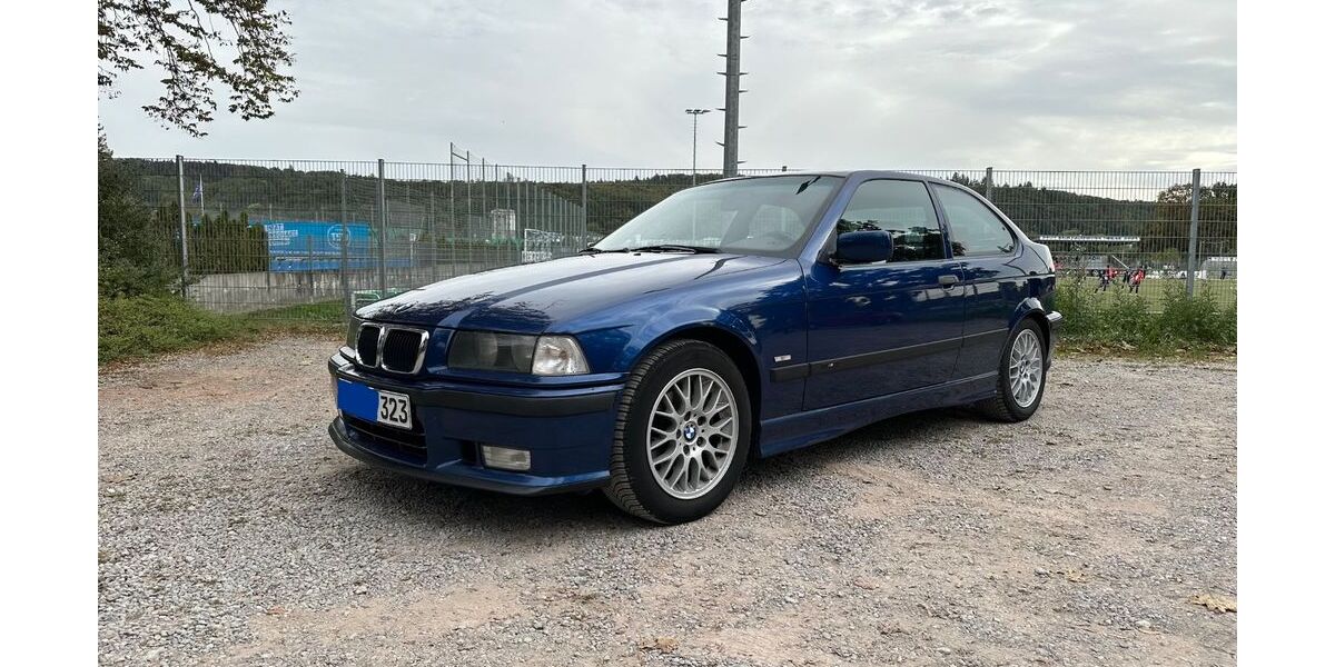 BMW 323 266.300 km 6.250 &euro; Dettenhausen 72135