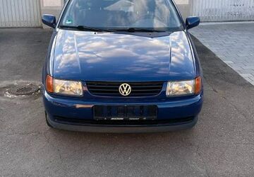 VW Polo 103.750 km 710 &euro; Unterensingen 72669