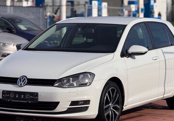 VW Golf 128.289 km 9.950 &euro; Schwieberdingen 71701