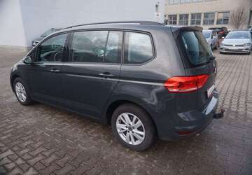 VW Touran 122.704 km 22.950 &euro; Nufringen 71154