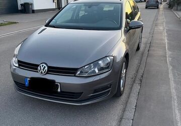 VW Golf 146.000 km 9.400 &euro; Holzgerlingen 71088