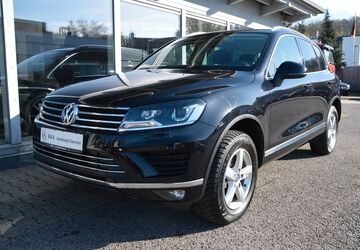 VW Touareg 106.861 km 23.990 &euro; Herrenberg bei Stuttgart 71083