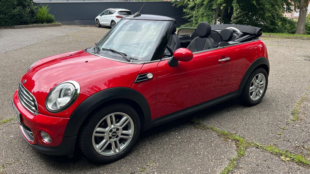 Mini Cooper Cabrio 89.000 km 9.200 &euro; Stuttgart 70469