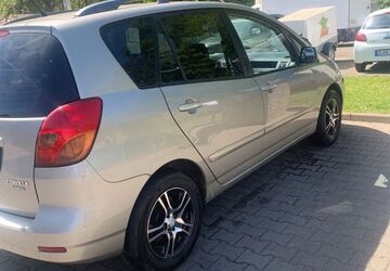 Toyota Corolla Verso 146.000 km 2.999 &euro; Stuttgart 70197