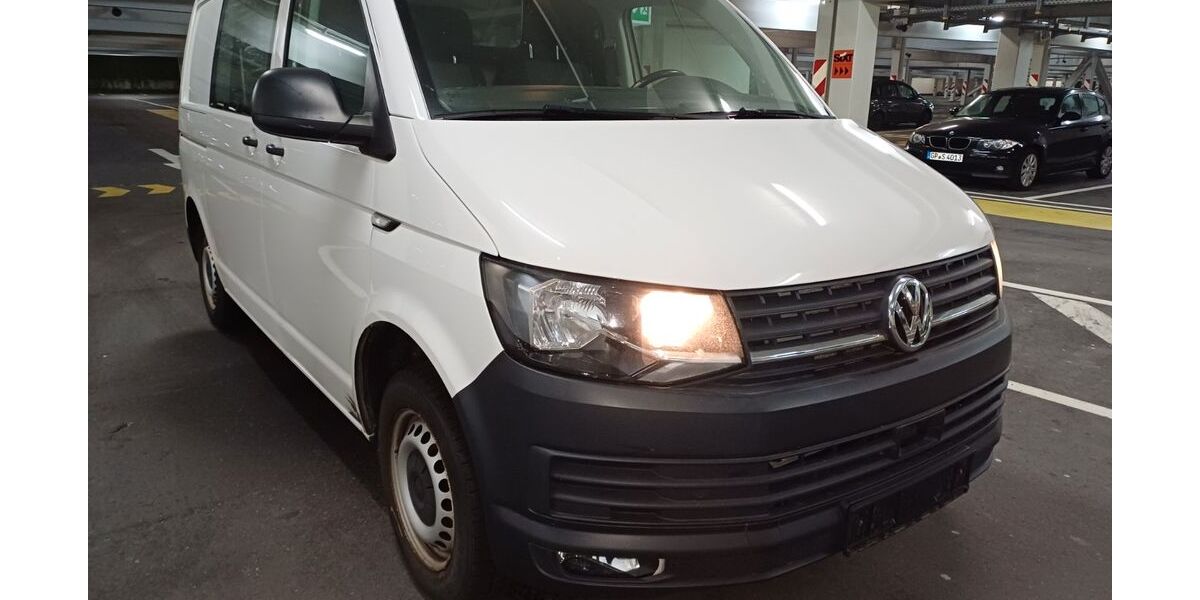 VW T6 Transporter 163.000 km 17.200 &euro; Esslingen am Neckar 73733