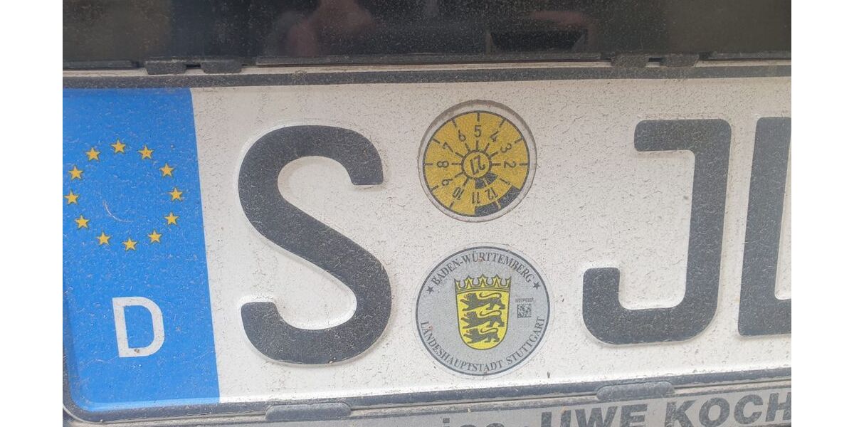 BMW 116 221.250 km 2.990 &euro; Stuttgart 70184