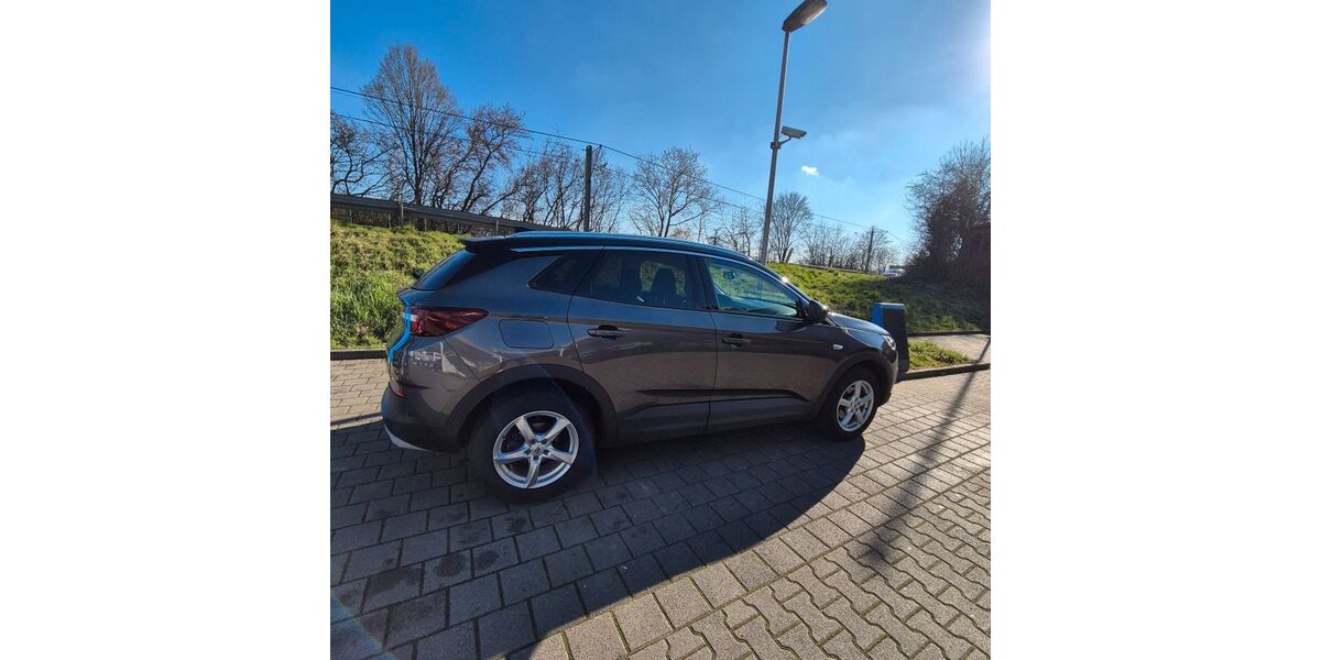 Opel Grandland (X) 80.600 km 14.200 &euro; Remseck 71686