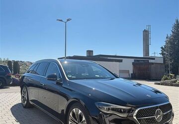 Mercedes-Benz E 300 25.000 km 52.000 &euro; Böblingen 71034