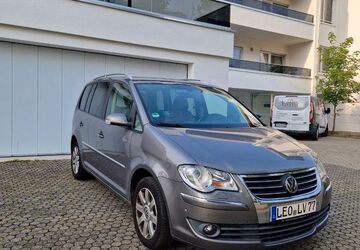 VW Touran 254.000 km 3.500 &euro; Oberriexingen 71739
