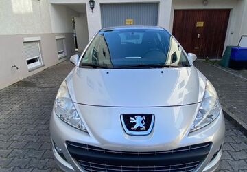 Peugeot 207 53.000 km 4.500 &euro; Leinfelden-Echterdingen 70771