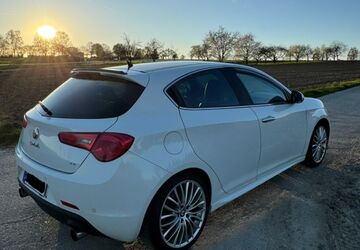 Alfa Romeo Giulietta 144.000 km 7.500 &euro; Köngen 73257