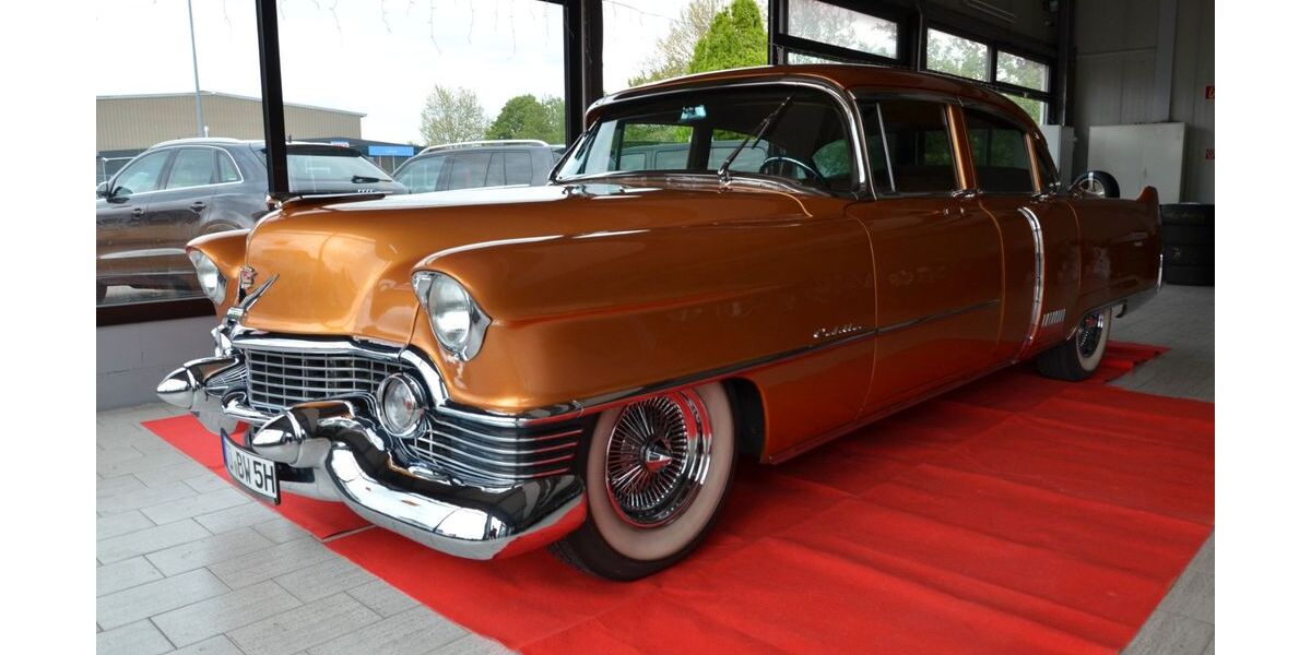 Cadillac Fleetwood 1.400 km 85.990 &euro; Rottenburg 72108