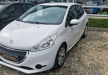 Peugeot 208 123.000 km 4.790 &euro; Reutlingen 72766