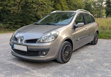 Renault Clio 49.500 km 4.500 &euro; Stuttgart 70499